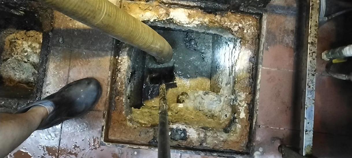 王屋镇化油池清理-污水池清掏
